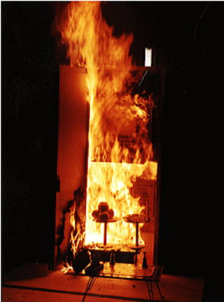 燃焼実験の状況の写真