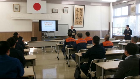 山岳遭難救助訓練