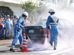 車両消火作業の状況